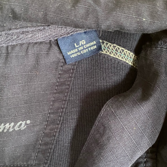 Tommy Bahamas shirts. 2 shirts MENS Size L - Picture 6 of 6